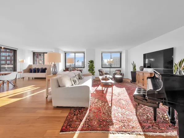 515 East 72nd Street image 1 of 34