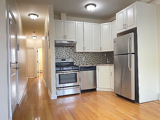 3rd image of 28-38 49th St #2F