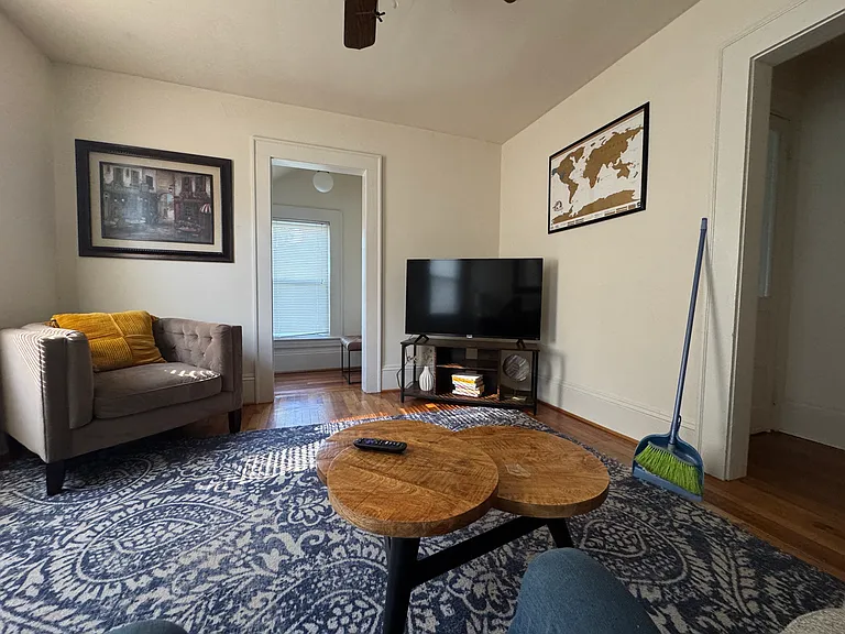 607 A S Hawthorne Rd #2 — Photo 19