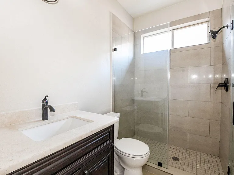 4111 Clubhollow — Photo 24