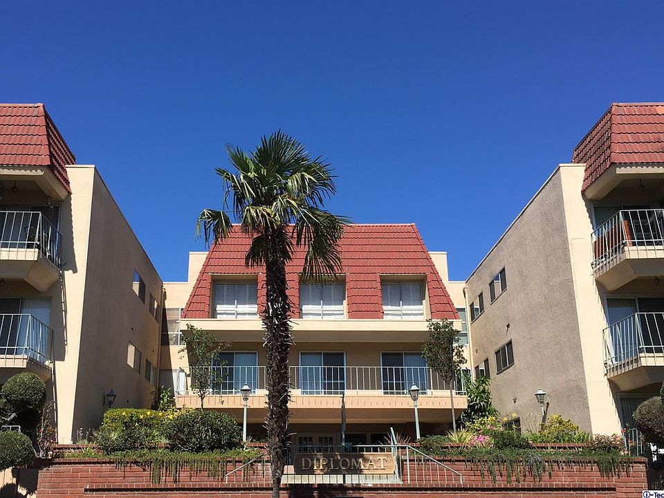 1st image of 5845 Doverwood Dr Unit 105