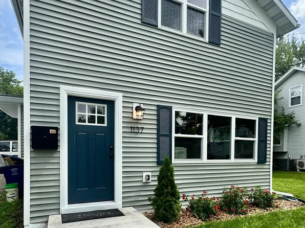 1137 Cherry St, Green Bay, WI 54301