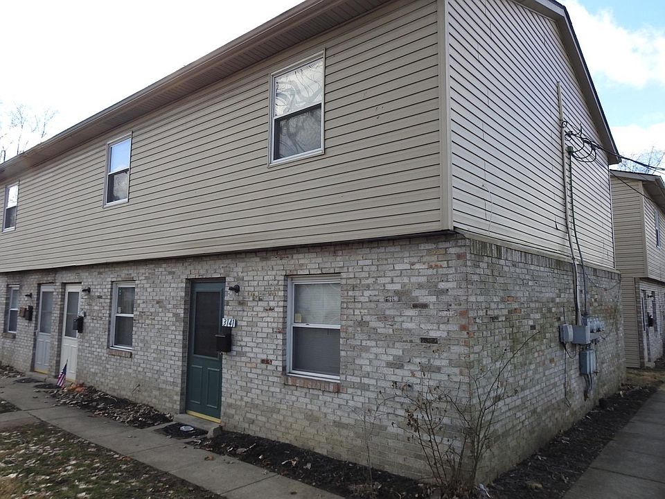 2nd image of 1197 E North Broadway St