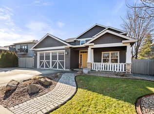 3640 Creek View Dr, Medford, OR 97504