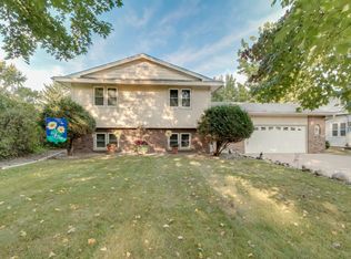 128 New Brighton Rd, New Brighton, MN 55112