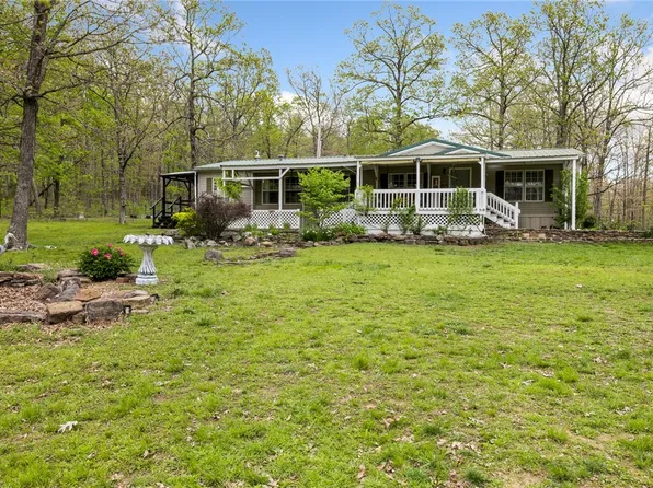 9842 Hilltop Rd, Harrison, AR 72601