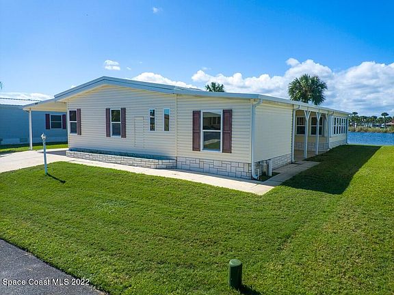 5th image of 7630 Great Bear Lake Dr #28