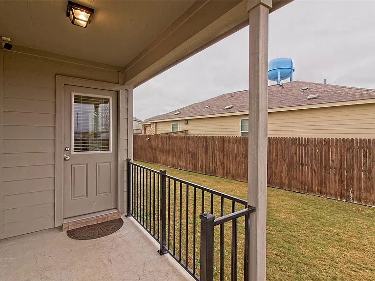 108 Circle Way — Photo 29