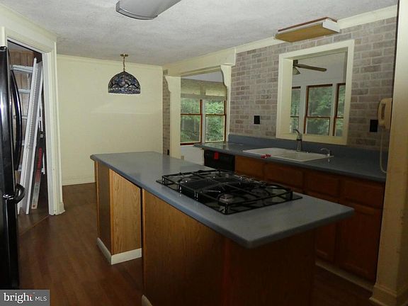 2nd image of 4474 Silver Hill Ct