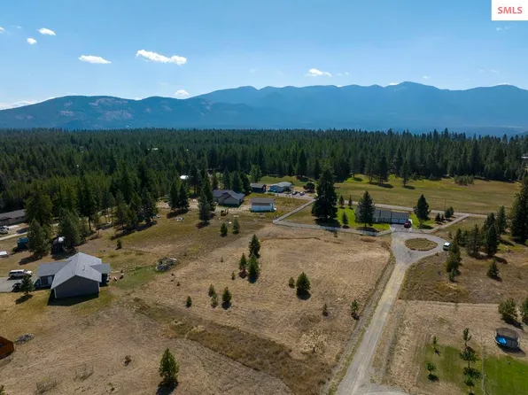 83 Joyce Pl, Bonners Ferry, ID 83805