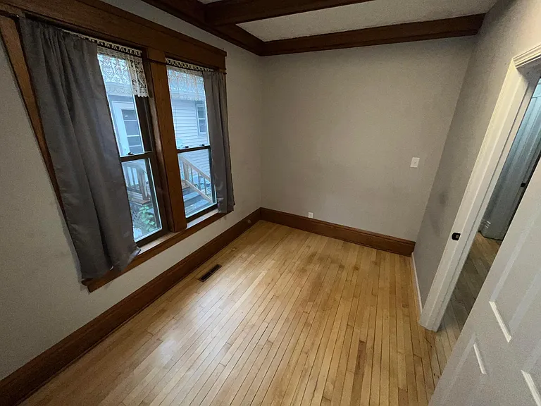 1005 Grove Ave #L — Photo 10