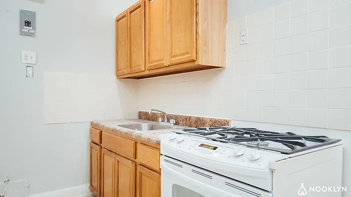 Rented by Nooklyn NYC LLC | media 2