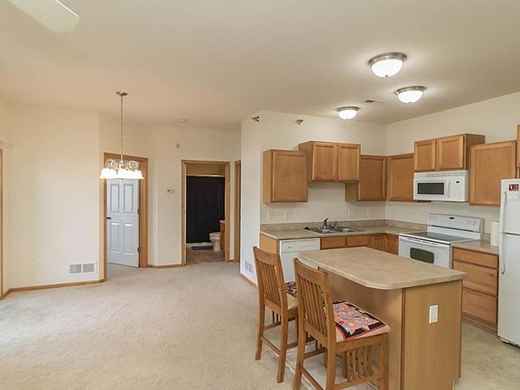 2nd image of 10320 Norfolk Dr Unit 13