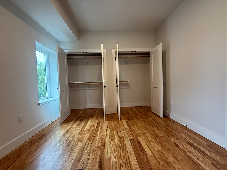 160 Main St #1 — Photo 20