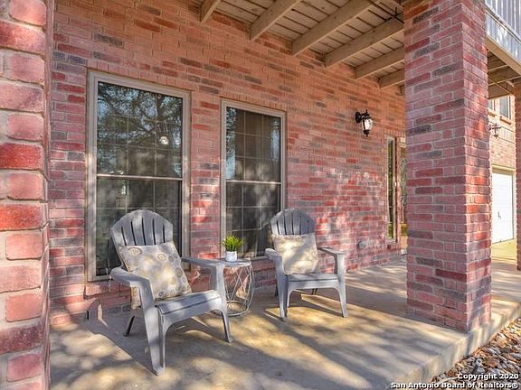 2nd image of 1542 Mooreshill Dr