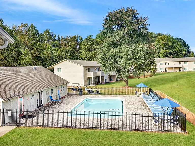 Huntersville Apartment Homes — Photo 12