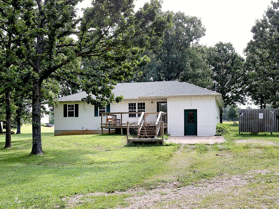 1st image of 1694 Green Road