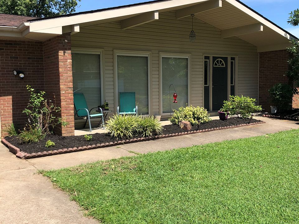 call 812-483-8134 to see!