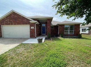 420 Willowlake Dr, Little Elm, TX 75068