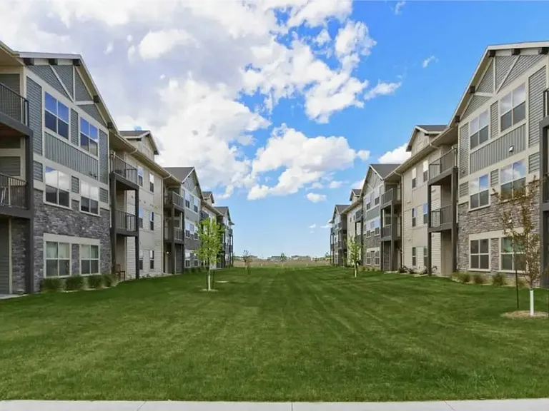 Aspen Trail Apartments — Photo 115