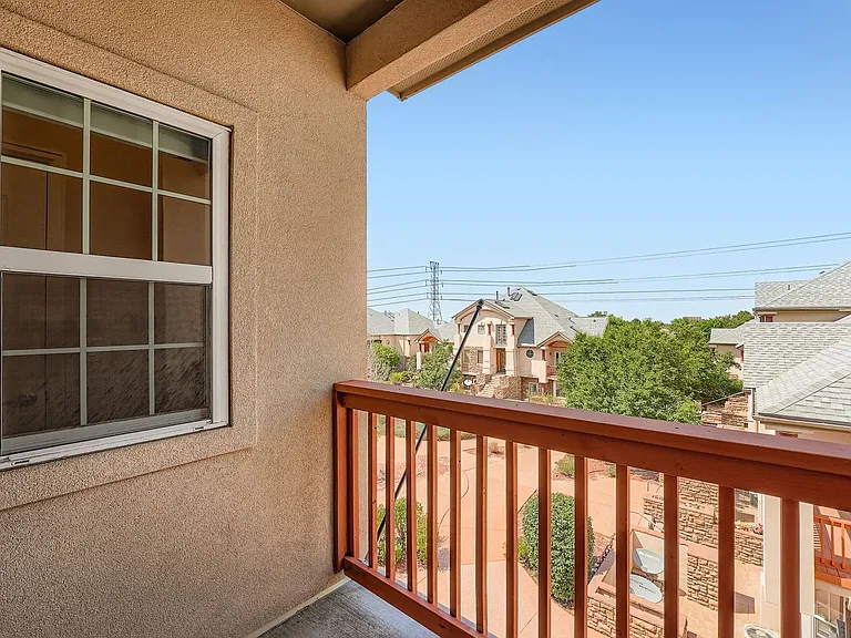 10578 E Jewell Ave — Photo 14