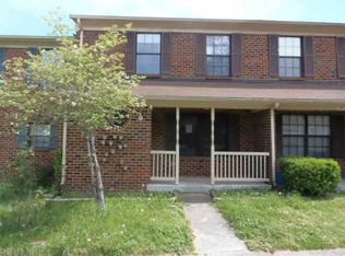 357 Circuit Ln APT C, Newport News, VA 23608