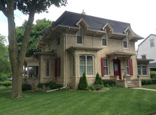 541 Woodside Ave, Ripon, WI 54971