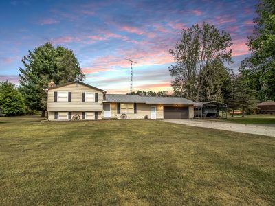 12360 Lake Rd, Montrose, MI, 48457