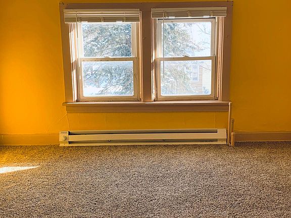 2nd image of 629 Aldine St