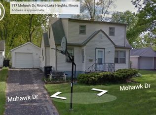 713 Mohawk Dr, Round Lake Heights, IL 60073