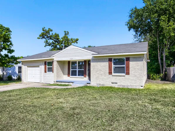 1707 Summit St, Mesquite, TX 75149