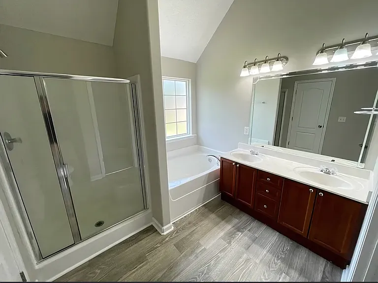 1408 Goodnight Ct — Photo 10
