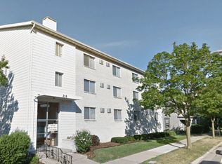 218 S Bassett St #3945800, Madison, WI 53703