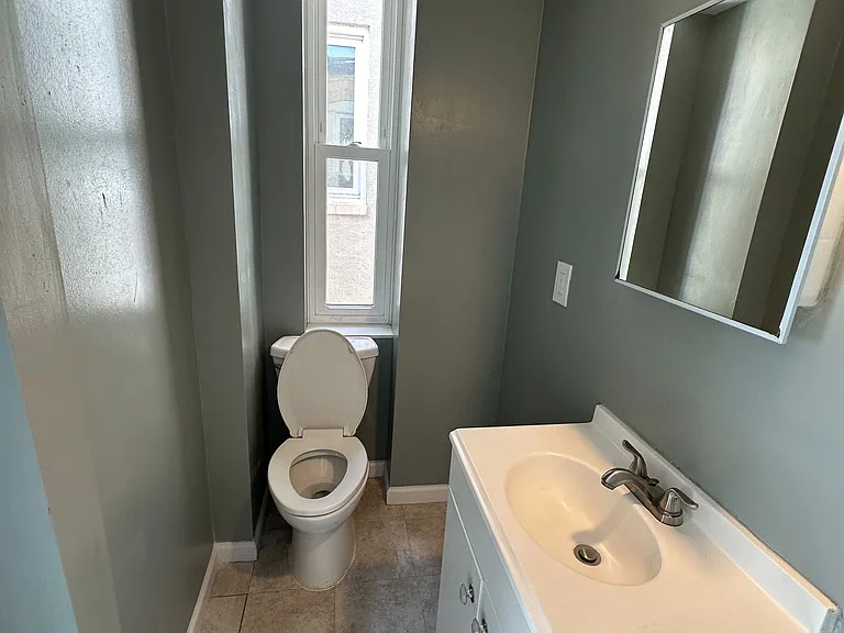 2903 Walbrook Ave — Photo 12