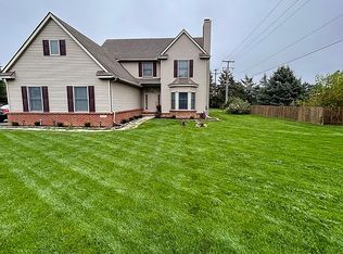 8383 Lee Rd, Brighton, MI 48116