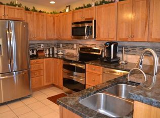 516 N Center St, Gardner, IL 60424
