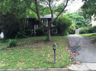 1335 Wadsworth Dr, North Chesterfield, VA 23236