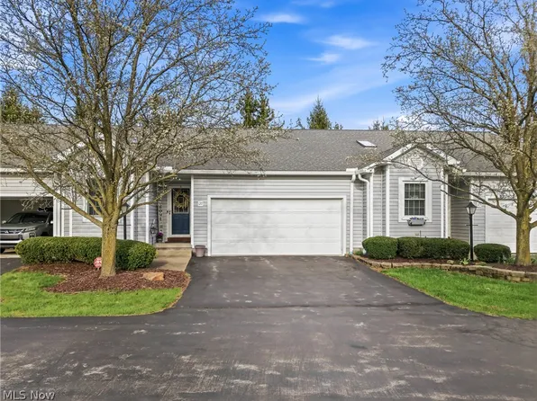 127 Greenfield Oval, Warren, OH 44483