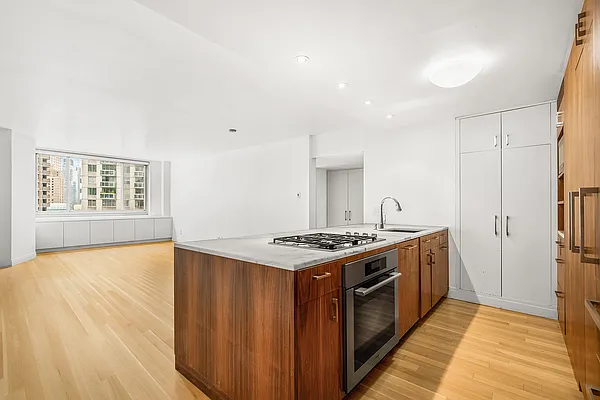 Rented by Brown Harris Stevens | media 14