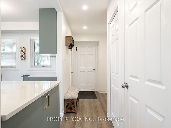 2nd image of 97D Aubigny Rd