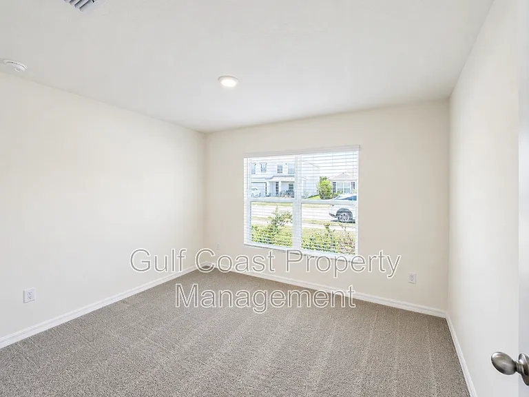 10642 Chippewa Dr — Photo 9