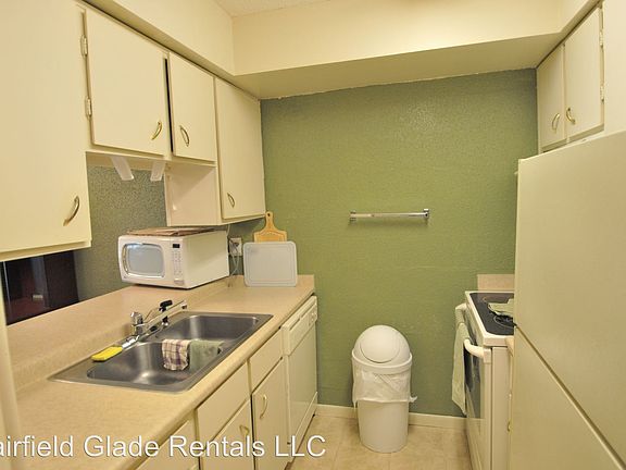 2nd image of 20 Wilshire Heights Dr
