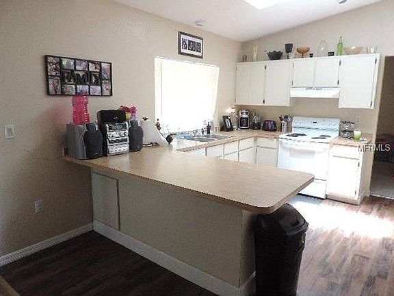 4th image of 2129 Loveland Blvd