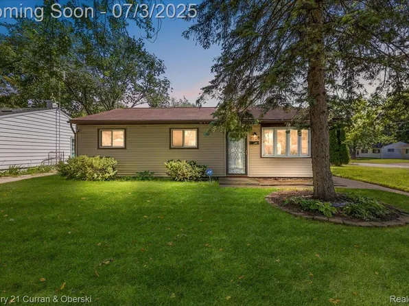 1908 Alanson St, Westland, MI 48186