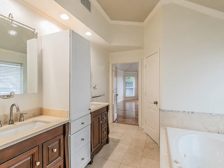 4633 Baldwin Ln — Photo 36