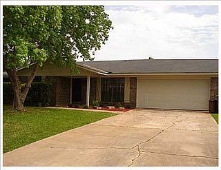 3rd image of 2500 Ashdown Dr