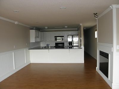2nd image of 1049 Ocean Shores Blvd
