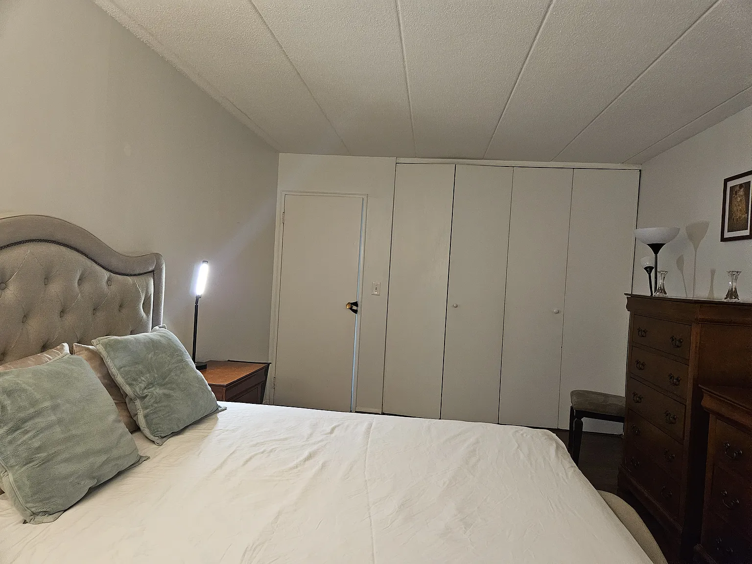 1 bed, 700 sqft, $2,100 — Photo 4