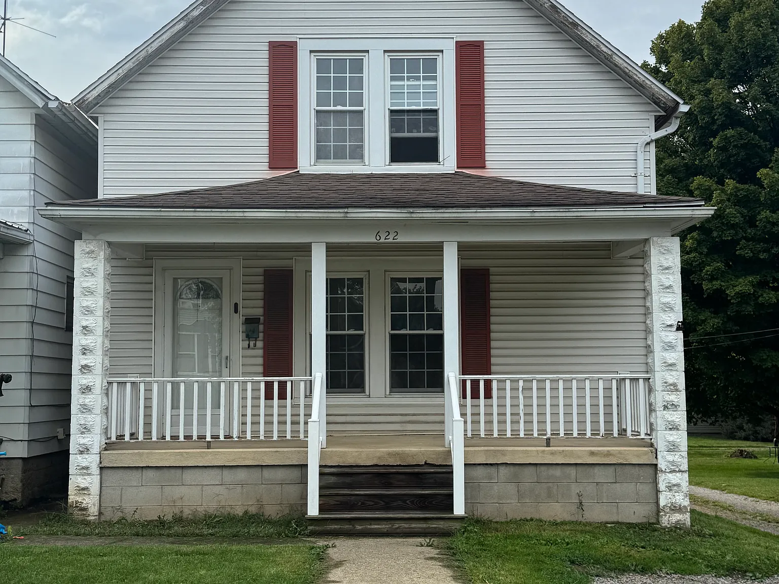 3 bed, 1144 sqft, $950 — Photo 1