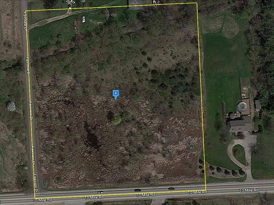 1st image of 24300 Fairview Dr
